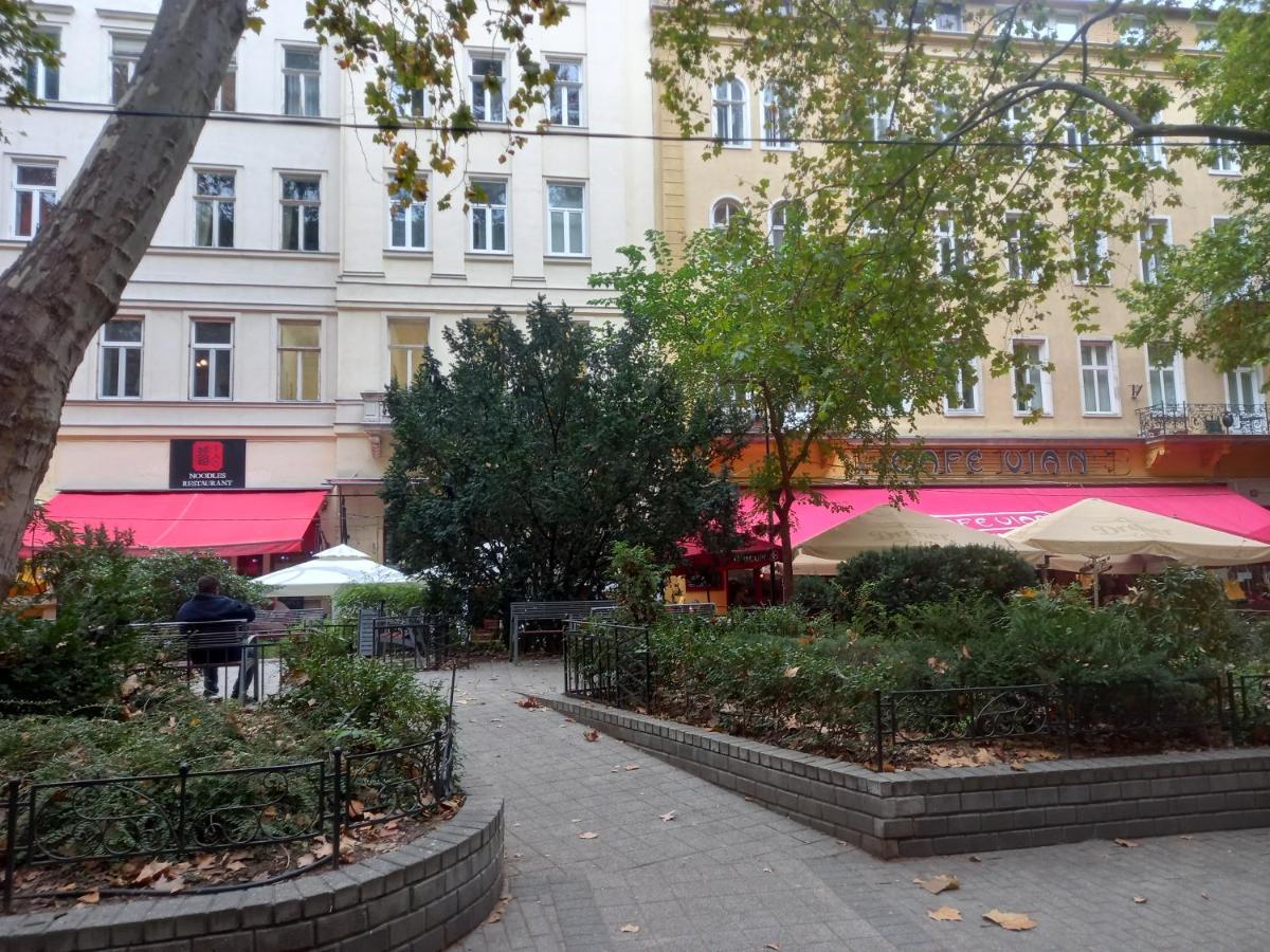 Liszt Ferenc Square Studio Apartment บูดาเปสต์ ภายนอก รูปภาพ